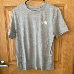 Women’s North Face shirt